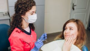 What You Should Know About Tooth Sensitivity After Whitening